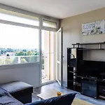 Διαμέρισμα Cap Sud - 53m2- Vue Pyrenees- Hypercentre-wifi Fibre -nouvelle Literie Ταρμπ
