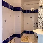 Cap Sud - 53m2- Vue Pyrenees- Hypercentre-wifi Fibre -nouvelle Literie *