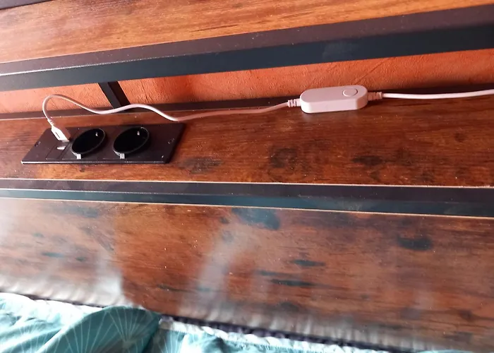 Apartment Cap Sud - 53m2- Vue Pyrenees- Hypercentre-wifi Fibre -nouvelle Literie Tarbes